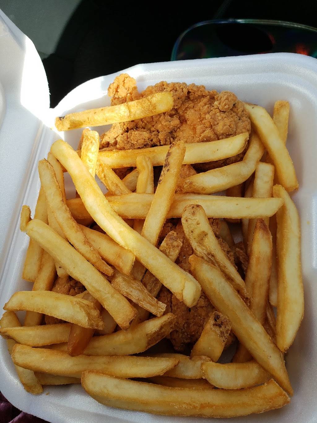 Cook Out | restaurant | 445 E Nelson St, Lexington, VA 24450, USA | 5404643106 OR +1 540-464-3106