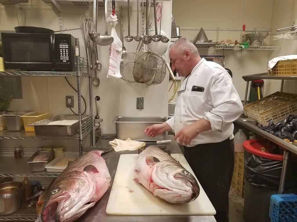 Adrianas | restaurant | 771 Grand Ave, New Haven, CT 06511, USA | 2038656474 OR +1 203-865-6474