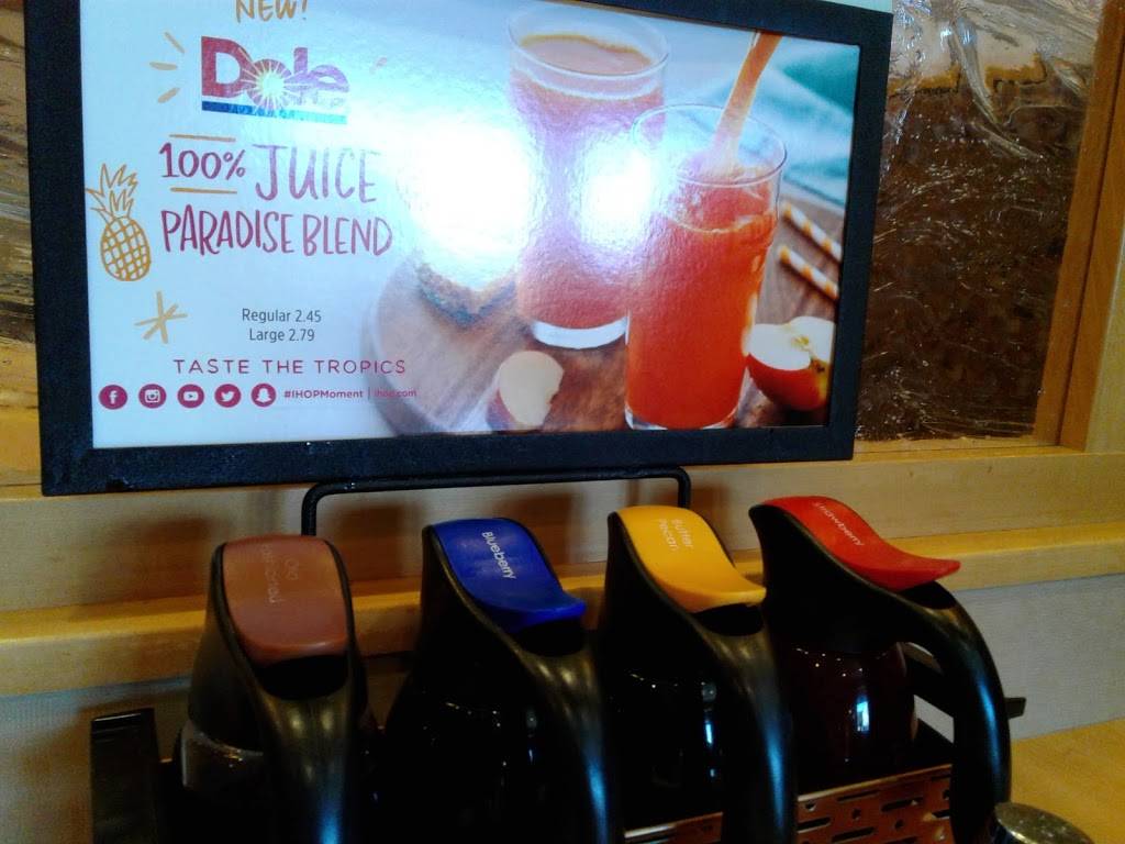 IHOP | restaurant | 1580 Main St SW, Los Lunas, NM 87031, USA | 5058669280 OR +1 505-866-9280