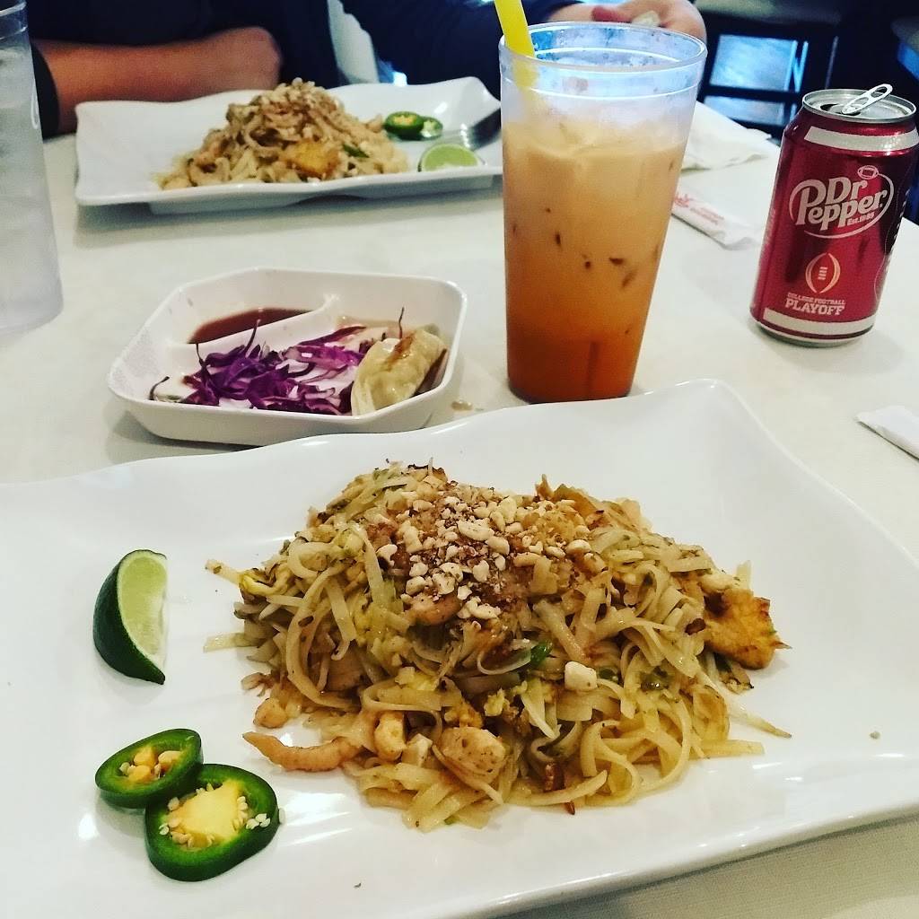 Lias Kitchen | restaurant | 208 E Lufkin Ave, Lufkin, TX 75901, USA | 9366342778 OR +1 936-634-2778