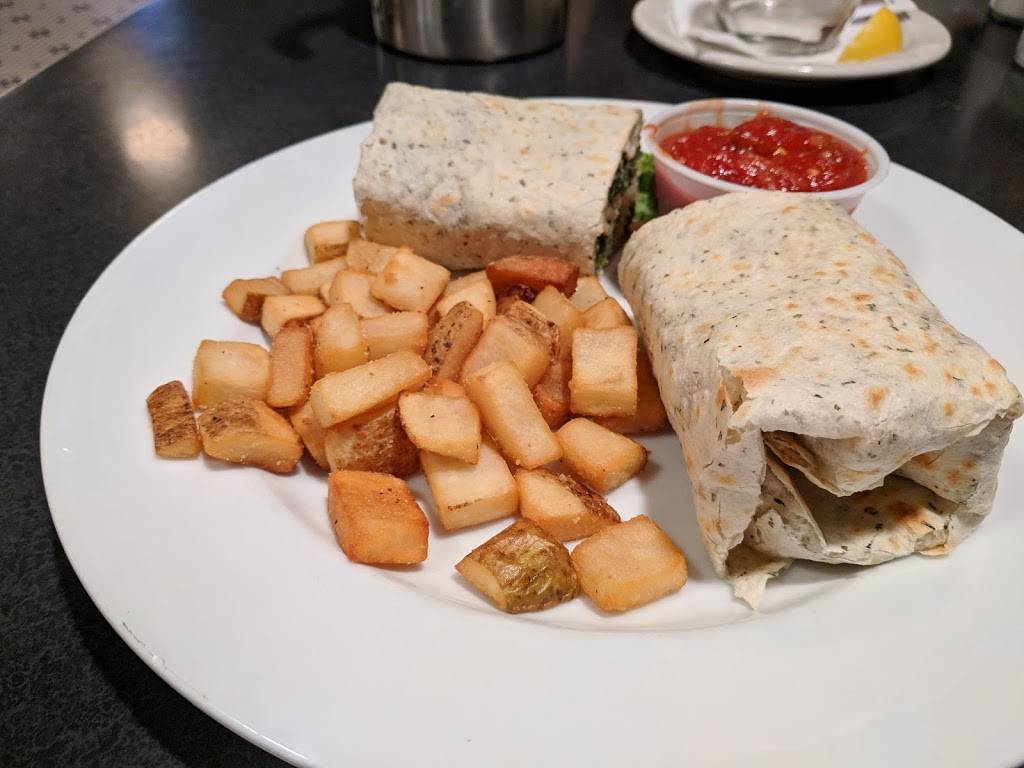 Maxs Classic American Grill | restaurant | 4600 Genesee St, Buffalo, NY 14225, USA | 7166346594 OR +1 716-634-6594