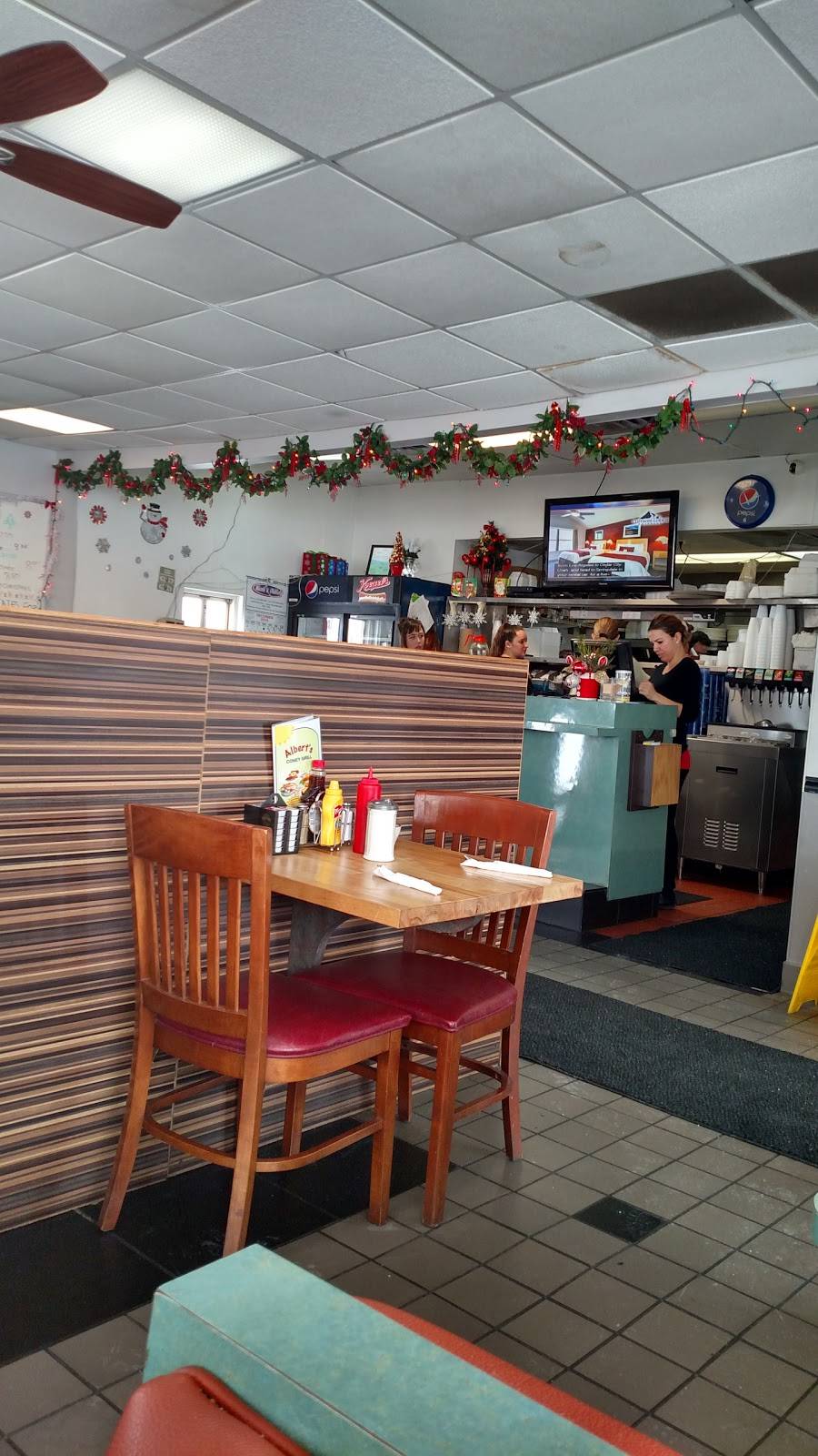 Alberts Coney Grill | restaurant | 2061 Featherstone Rd, Auburn Hills, MI 48326, USA | 2483708250 OR +1 248-370-8250