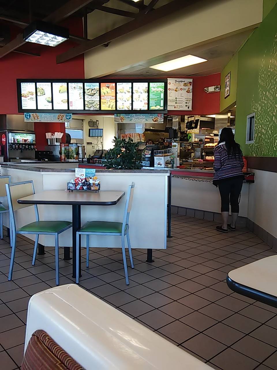 Del Taco | meal takeaway | 2913 S 23rd Ave, Greeley, CO 80631, USA | 9703303808 OR +1 970-330-3808