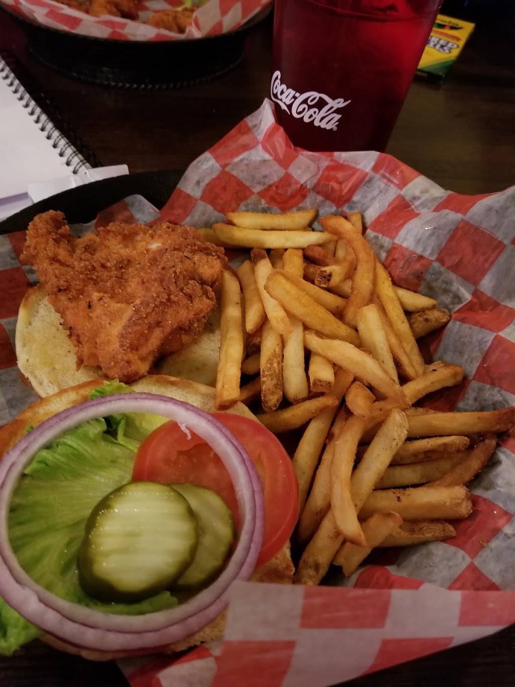 Vans Downtown Davenport | restaurant | 217 Brady St, Davenport, IA 52803, USA | 5633231700 OR +1 563-323-1700