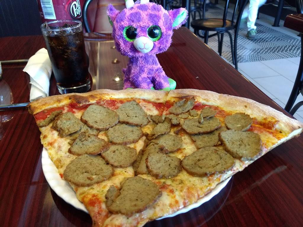 Palumbos Pizzeria | restaurant | 7711 Collier Blvd #107, Naples, FL 34114, USA | 2397320900 OR +1 239-732-0900