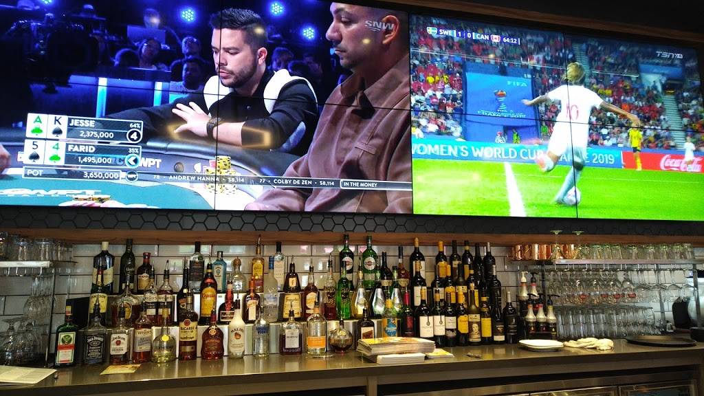 Boston Pizza | restaurant | 275 Brockville St Unit 18, Smiths Falls, ON K7A 4Z6, Canada | 6132051030 OR +1 613-205-1030