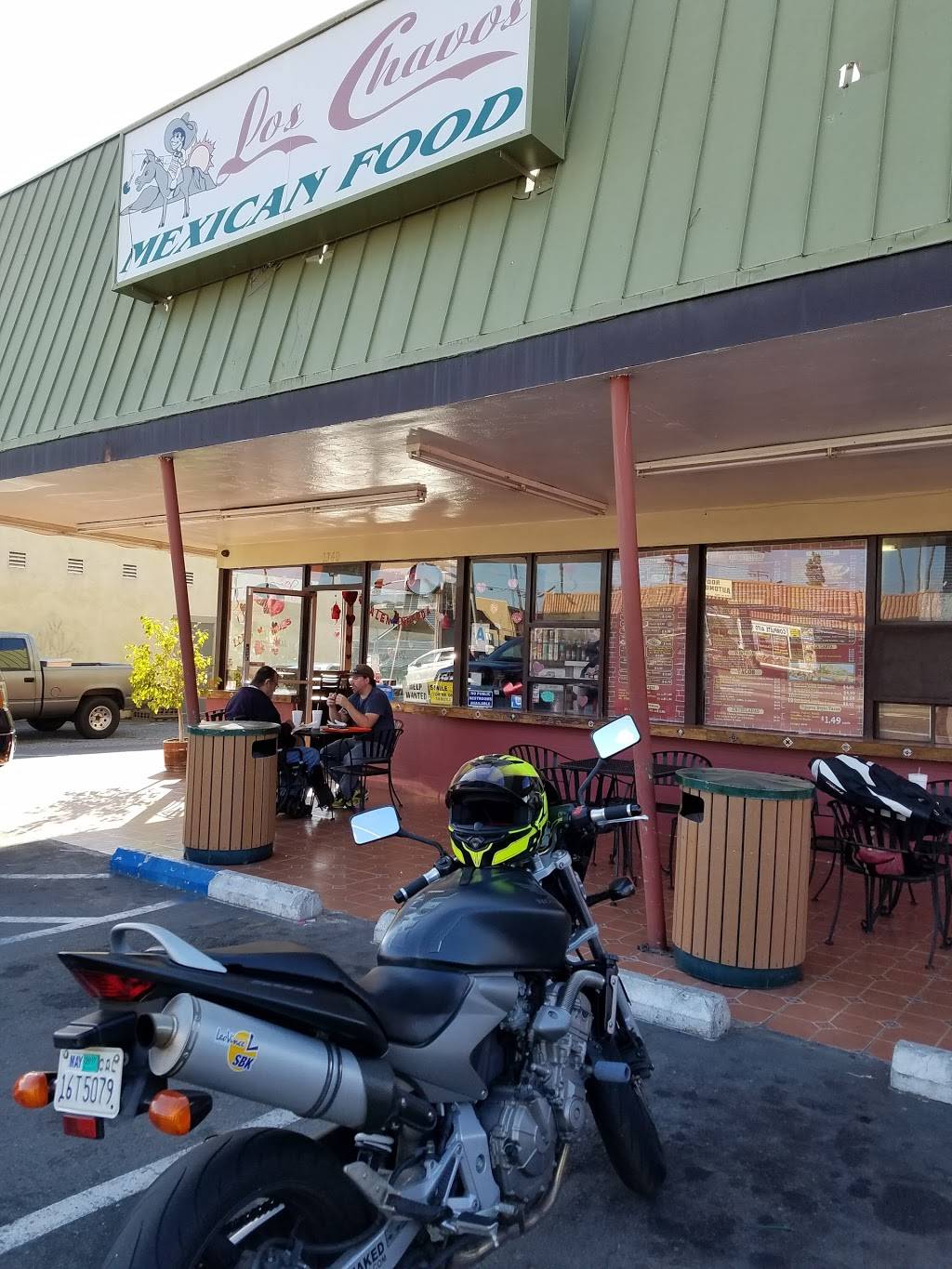 Los Chavos | restaurant | 1340 N 2nd St, El Cajon, CA 92021, USA | 6194477197 OR +1 619-447-7197