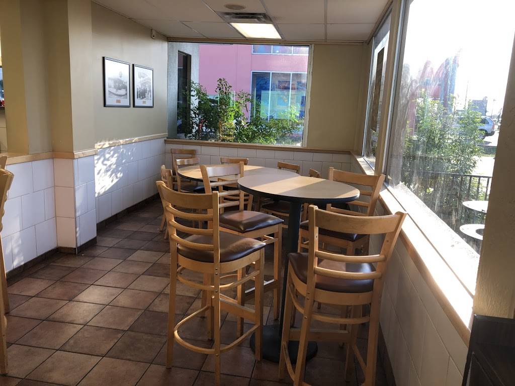 Dairy Queen | restaurant | 307 W Cotter Ave, Port Aransas, TX 78373, USA | 3617493339 OR +1 361-749-3339