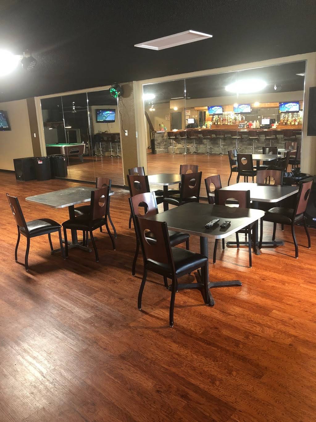 Ken’s Lounge | restaurant | 1701 Lagrange St, Toledo, OH 43608, USA | 4197879728 OR +1 419-787-9728