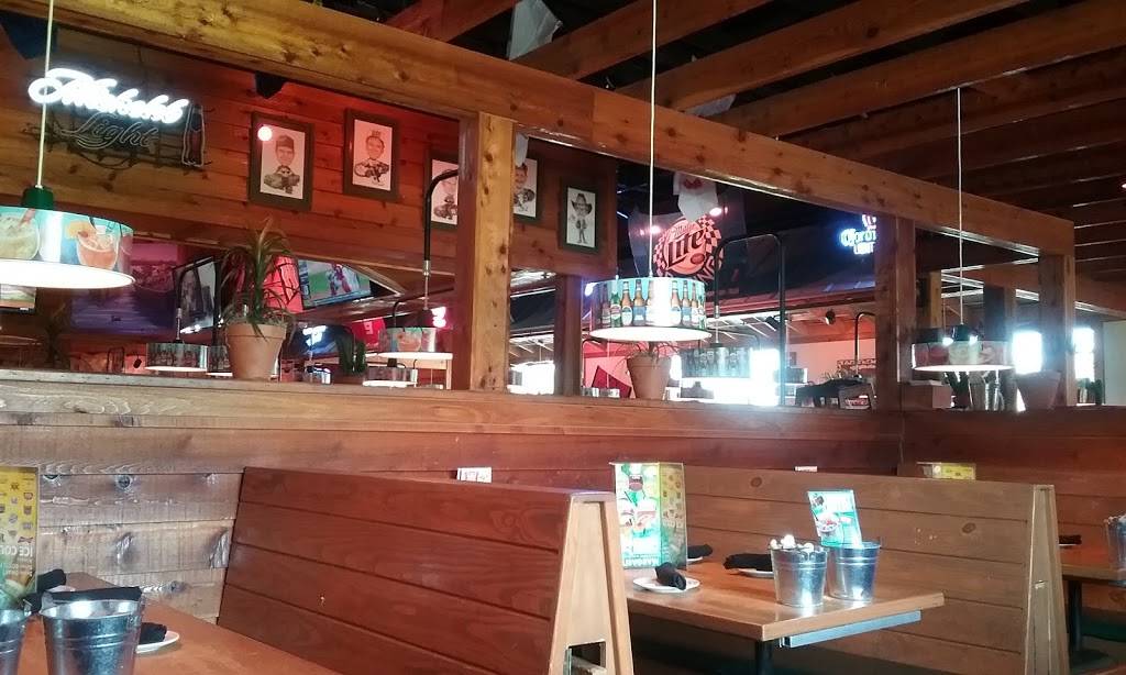 Texas Roadhouse | restaurant | 26 Whitten Rd, Augusta, ME 04330, USA | 2076218383 OR +1 207-621-8383