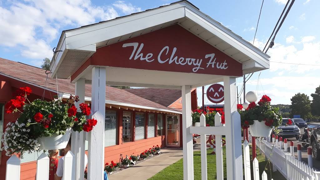 The Cherry Hut | bakery | 211 N Michigan Ave, Beulah, MI 49617, USA | 2318824431 OR +1 231-882-4431