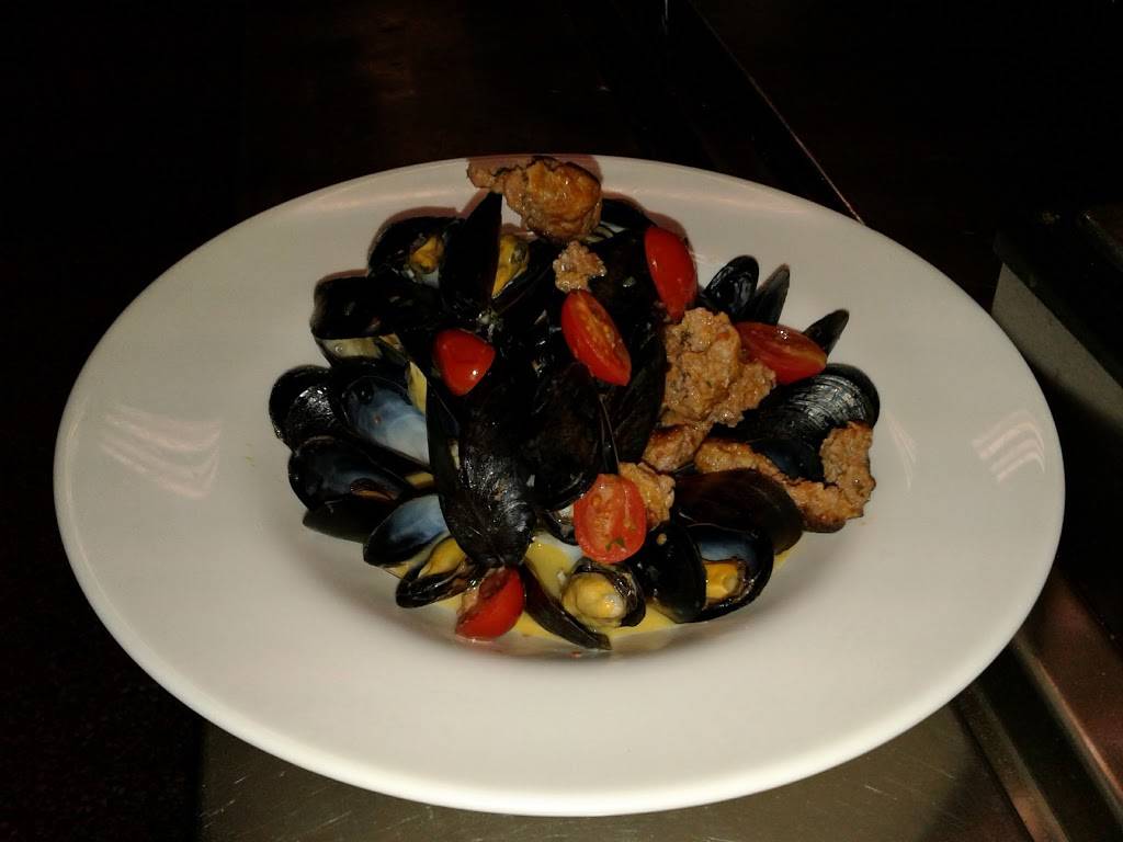 La Tavola Cucina | restaurant | 700 Old Bridge Turnpike, South River, NJ 08882, USA | 7322382111 OR +1 732-238-2111