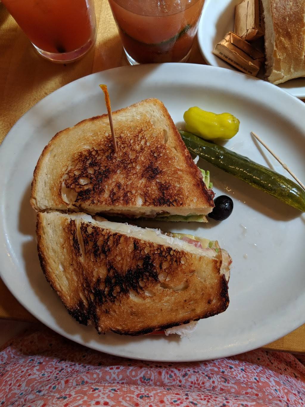 Ketch Joanne Restaurant & Harbor Bar | restaurant | 17 Johnson Pier, Half Moon Bay, CA 94019, USA | 6507283747 OR +1 650-728-3747