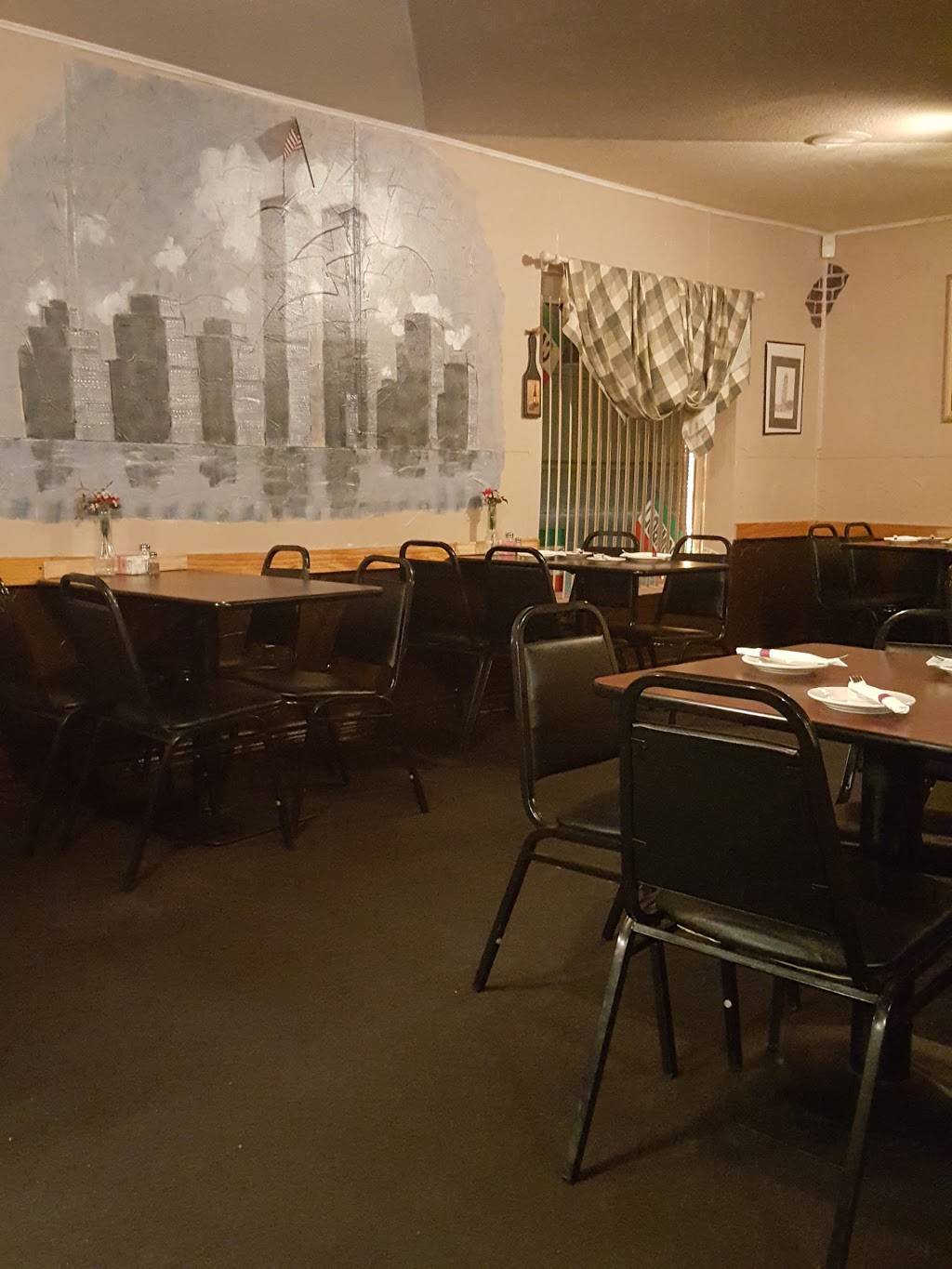 Bellas Italian Restaurant | restaurant | 1308 E Wise St, Bowie, TX 76230, USA | 9408723997 OR +1 940-872-3997