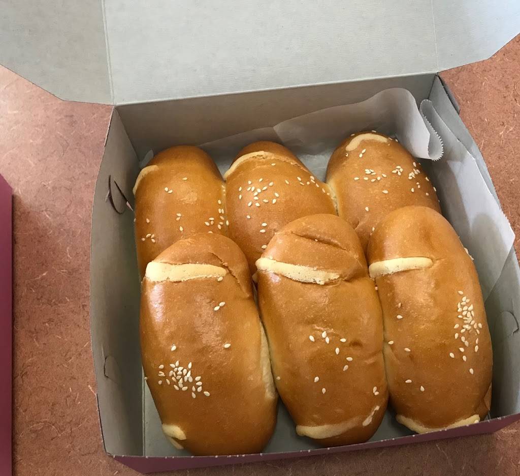 Chinese Bakery & Deli | bakery | 981 Manor Blvd, San Leandro, CA 94579, USA | 5106181282 OR +1 510-618-1282