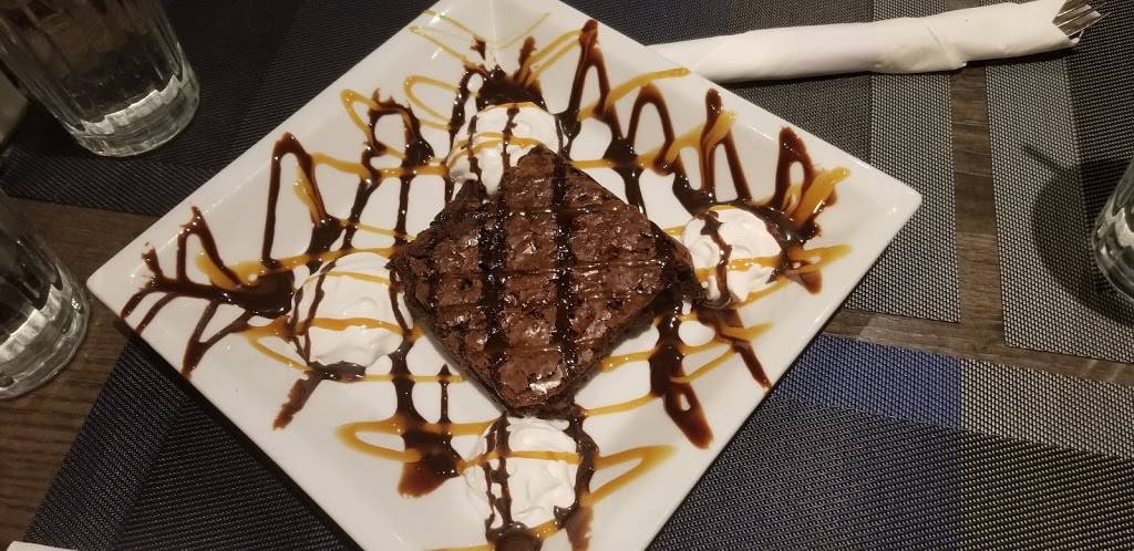 Distill - A Local Bar - Centennial | restaurant | 6430 N Durango Dr, Las Vegas, NV 89149, USA | 7027222999 OR +1 702-722-2999