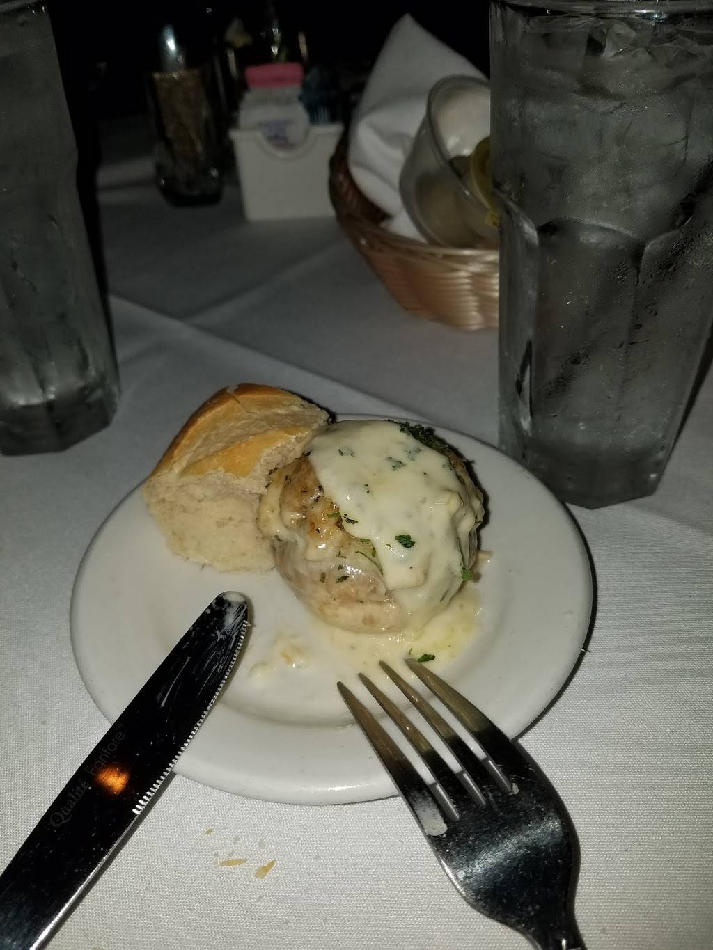 Cigar Box | restaurant | 1519 Grand Blvd, Kansas City, MO 64108, USA | 8164217222 OR +1 816-421-7222