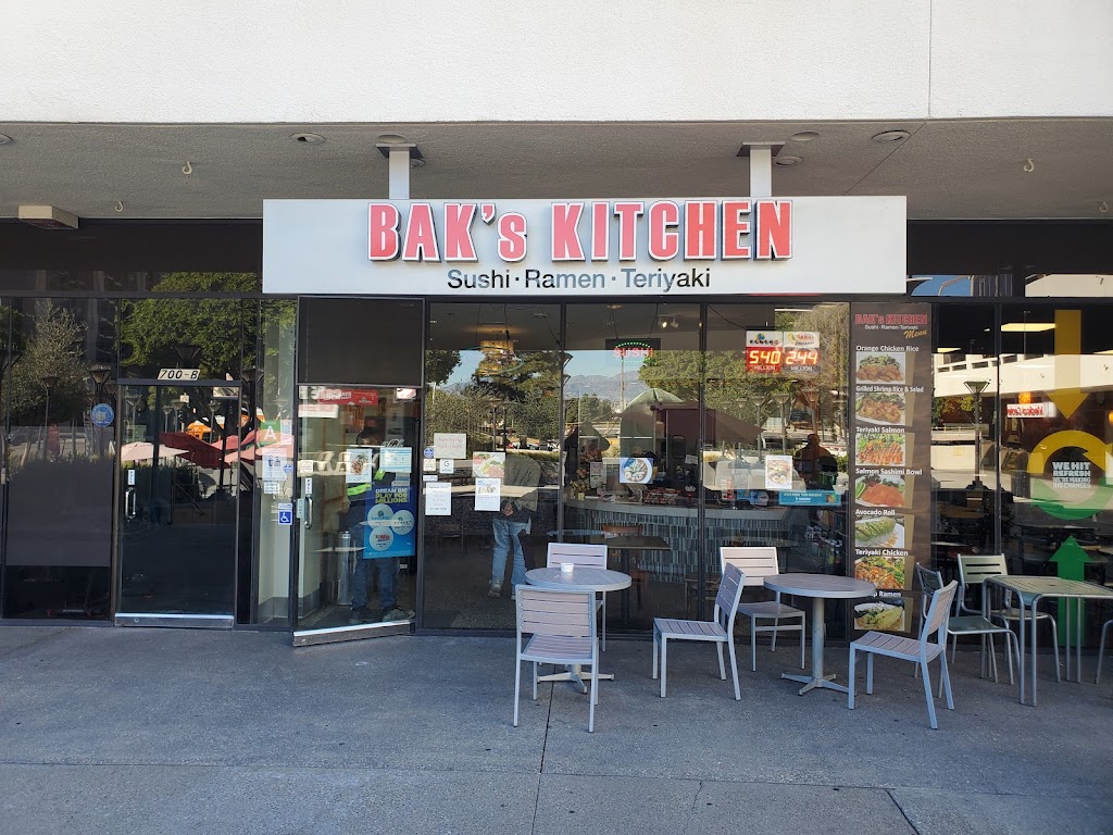 Baks Kitchen | restaurant | 702 W 1st St, Los Angeles, CA 90012, USA | 2136878430 OR +1 213-687-8430