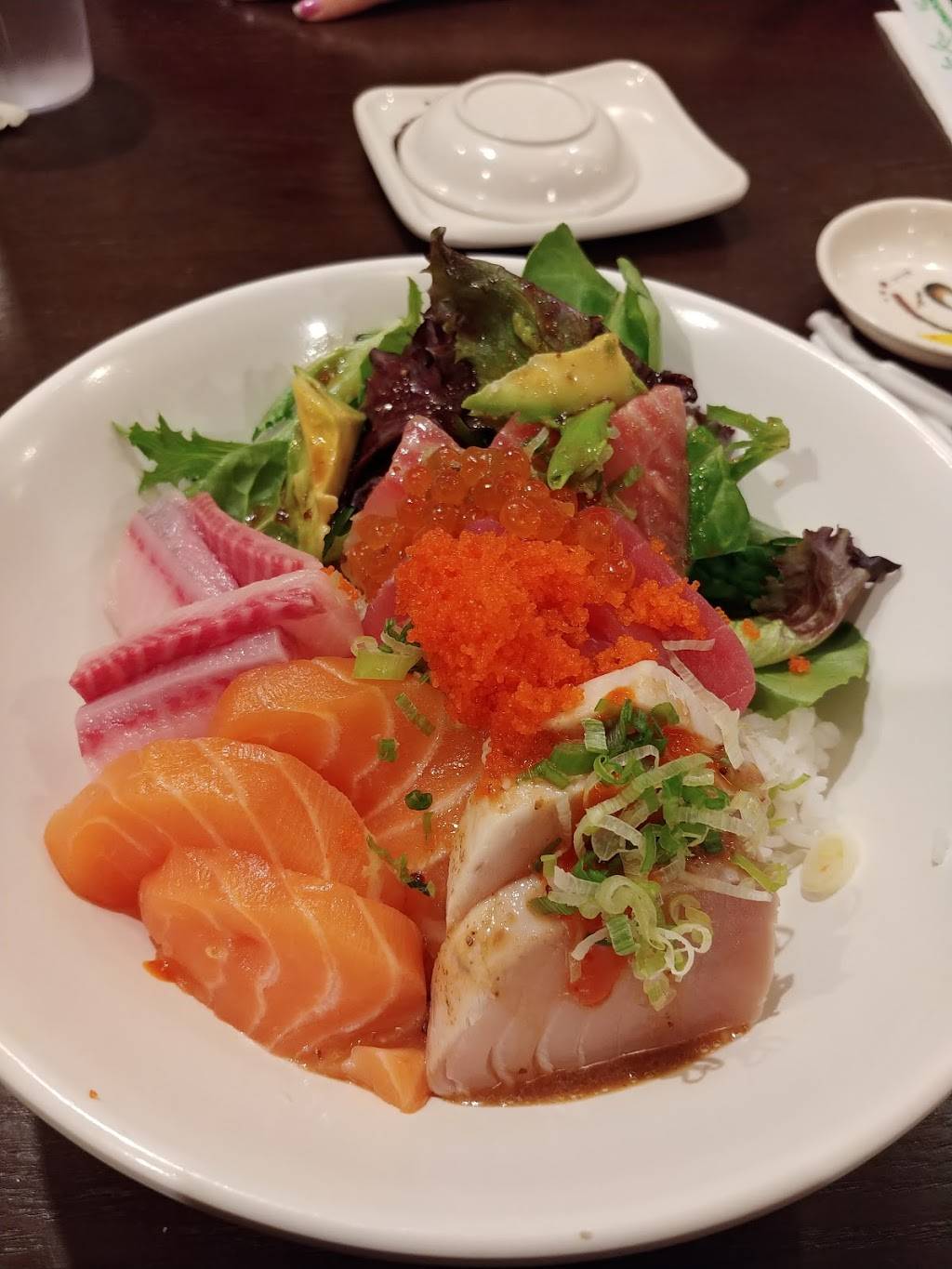 J Sushi & Ramen | restaurant | 18 Rancho Camino Dr #101, Pomona, CA 91766, USA | 9096228700 OR +1 909-622-8700