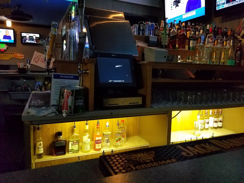 Getaway Bar & Grill | restaurant | 512 12th Ave Rd, Nampa, ID 83686, USA | 2084675739 OR +1 208-467-5739