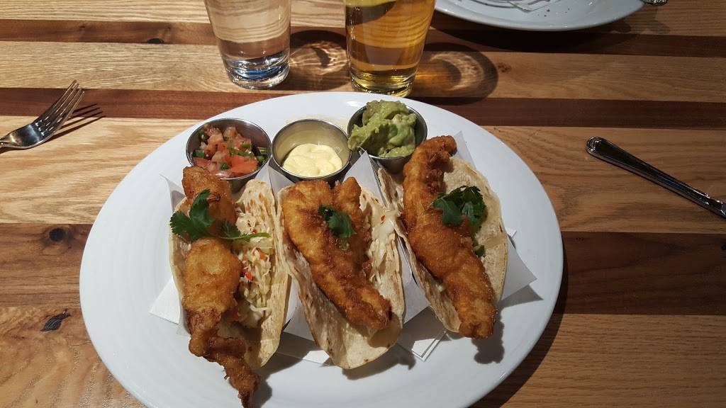 Penn Commons | restaurant | 700 6th St NW, Washington, DC 20001, USA | 2029052999 OR +1 202-905-2999