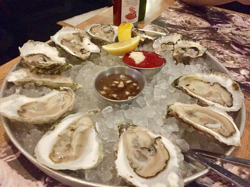 Legal Oysteria | restaurant | 10 City Square, Charlestown, MA 02129, USA | 6177121988 OR +1 617-712-1988