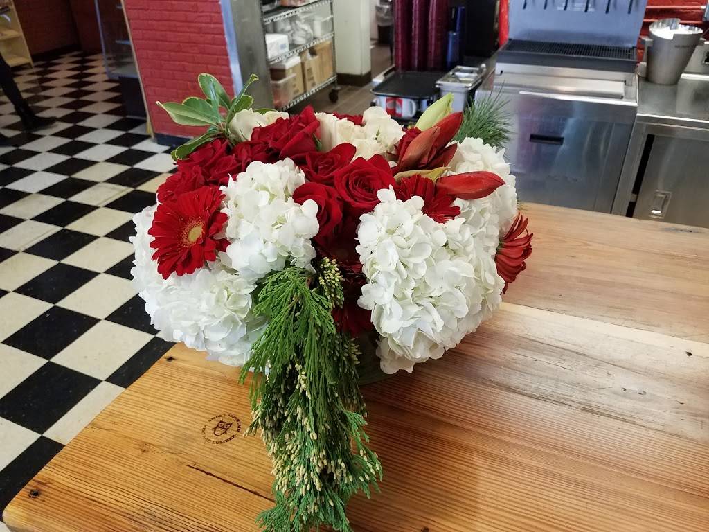 Gourmets Market | restaurant | 5107 Kingston Pike A, Knoxville, TN 37919, USA | 8655848739 OR +1 865-584-8739