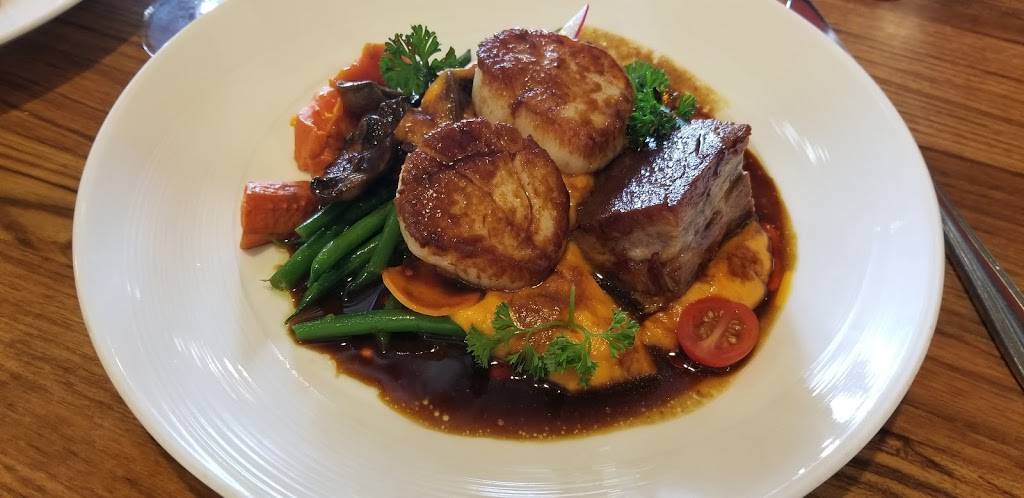 Petars Restaurant | restaurant | 3300 Bonita Beach Rd SW #120, Bonita Springs, FL 34134, USA | 2392494064 OR +1 239-249-4064