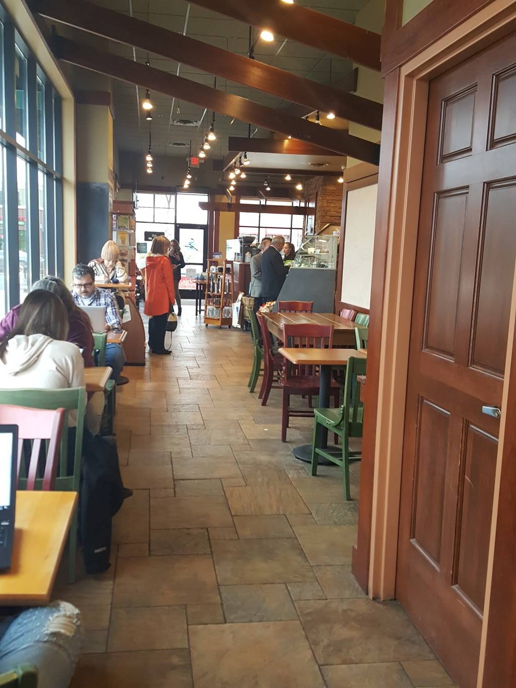 Caribou Coffee | cafe | 11627 Fountains Dr, Maple Grove, MN 55369, USA | 7634251327 OR +1 763-425-1327