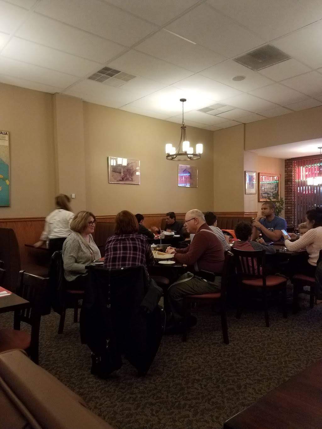 Ginos Italian Restaurant | restaurant | 1671 U.S. 9, Wappingers Falls, NY 12590, USA | 8452978061 OR +1 845-297-8061