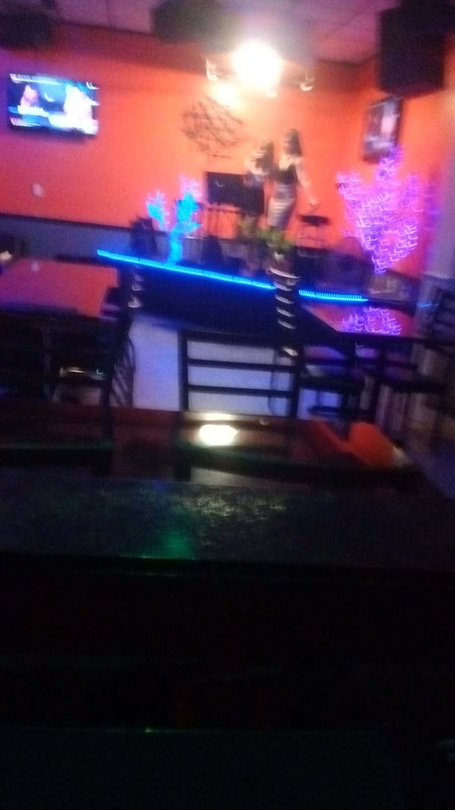 Quan Vinh Long | restaurant | 11415 Bellaire Blvd, Houston, TX 77072, USA | 2815647227 OR +1 281-564-7227