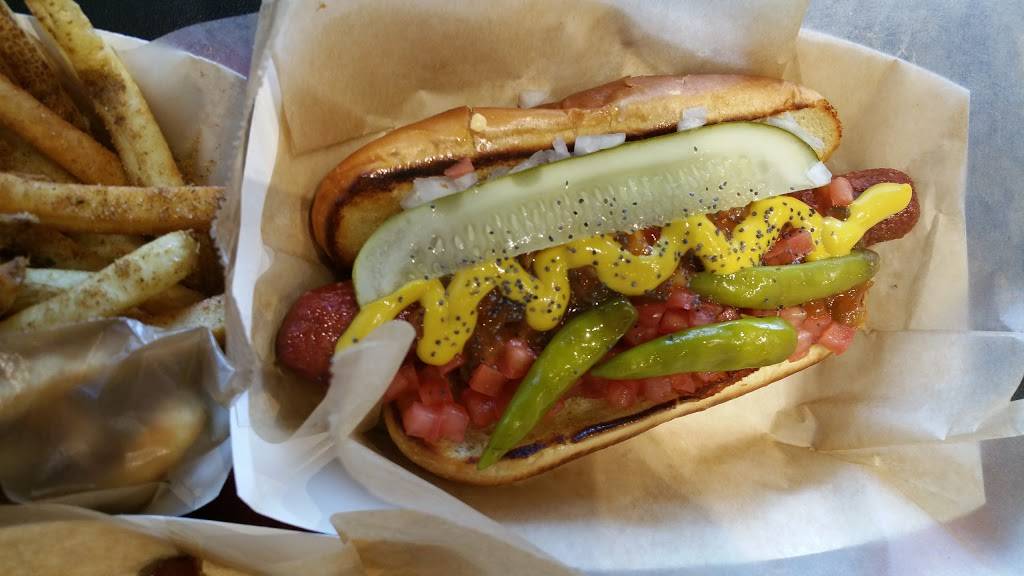 Tower Dogs | restaurant | 800 Ocean Ave, Asbury Park, NJ 07712, USA | 7329973111 OR +1 732-997-3111