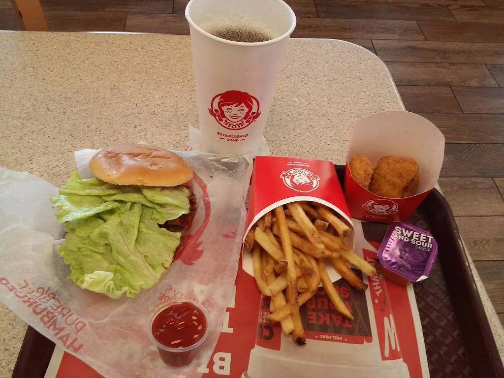 Wendys | restaurant | 1490 N Woodland Blvd, DeLand, FL 32720, USA | 3867367105 OR +1 386-736-7105