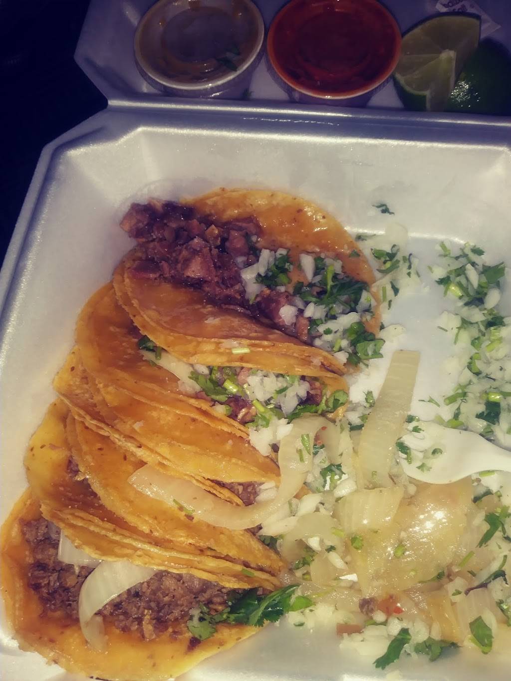 Paisanos Taqueria | restaurant | 501 S Stemmons Fwy, Lewisville, TX 75067, USA | 9727750213 OR +1 972-775-0213