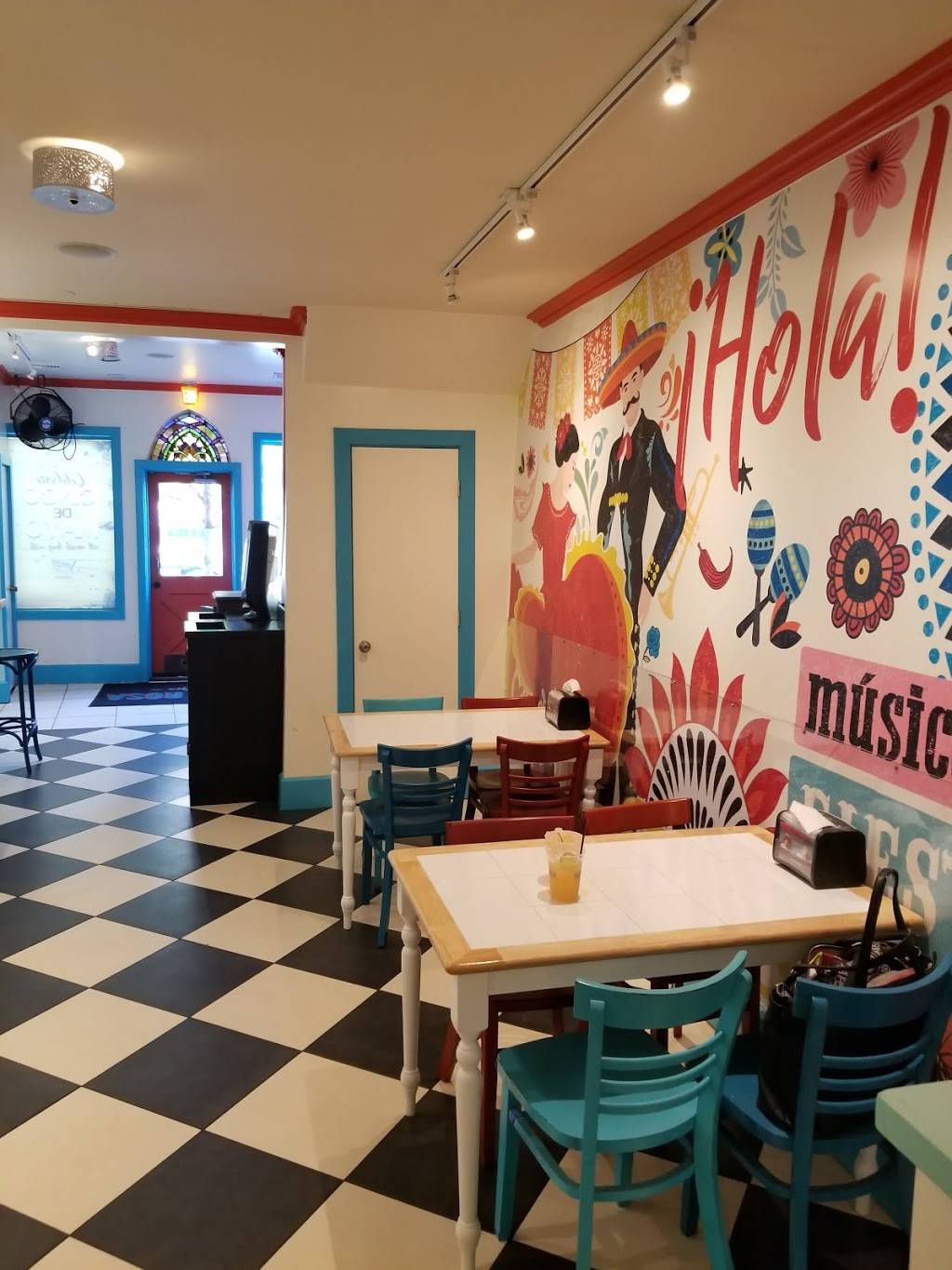 Santa Rosa Taqueria | restaurant | 313 Pennsylvania Ave SE, Washington, DC 20003, USA | 2024504800 OR +1 202-450-4800