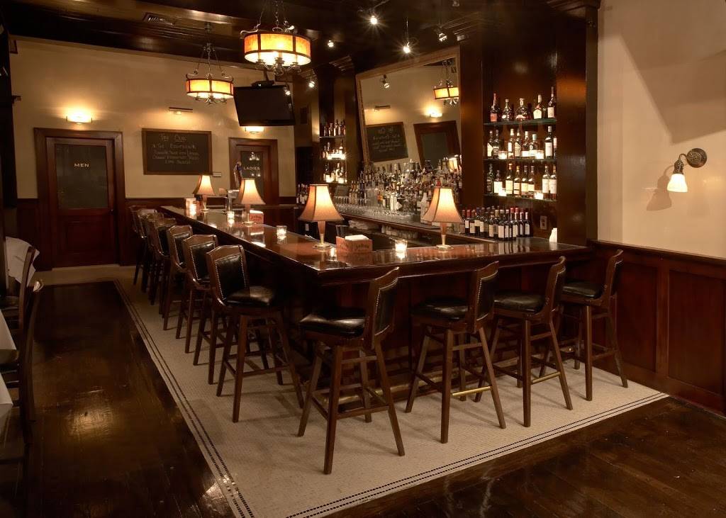 Galo Tavern 18 | restaurant | 265-11 Union Tpke, Queens, NY 11040, USA | 7183474846 OR +1 718-347-4846