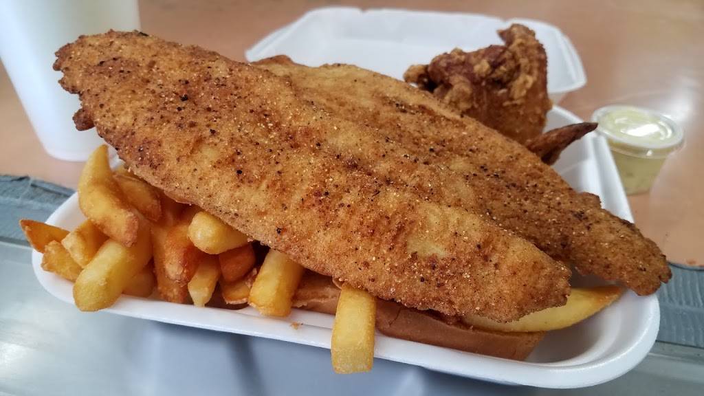 Light Carry Out | meal takeaway | 1308 Greenmount Ave, Baltimore, MD 21202, USA | 4107834088 OR +1 410-783-4088