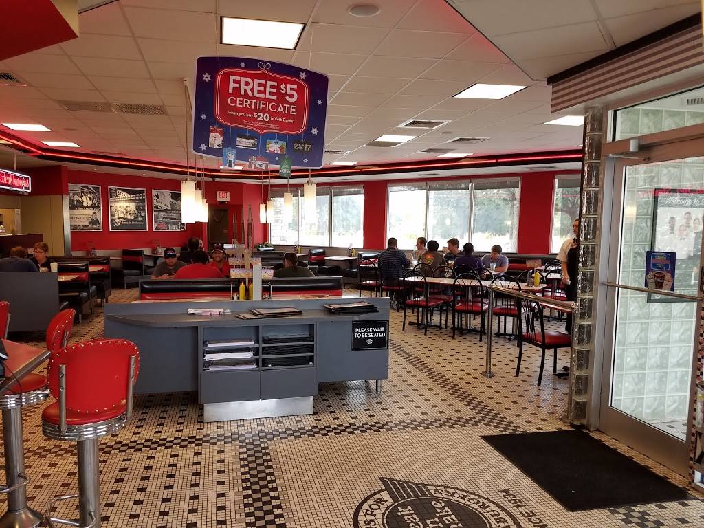 Steak n Shake | restaurant | 11700 University Blvd, Orlando, FL 32817, USA | 4073822121 OR +1 407-382-2121