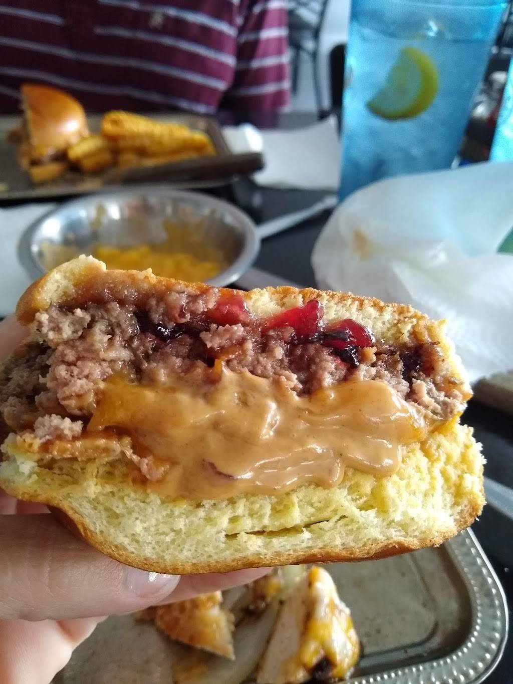 Amys Place | restaurant | 326 College Dr, Orange Park, FL 32065, USA | 9043751271 OR +1 904-375-1271