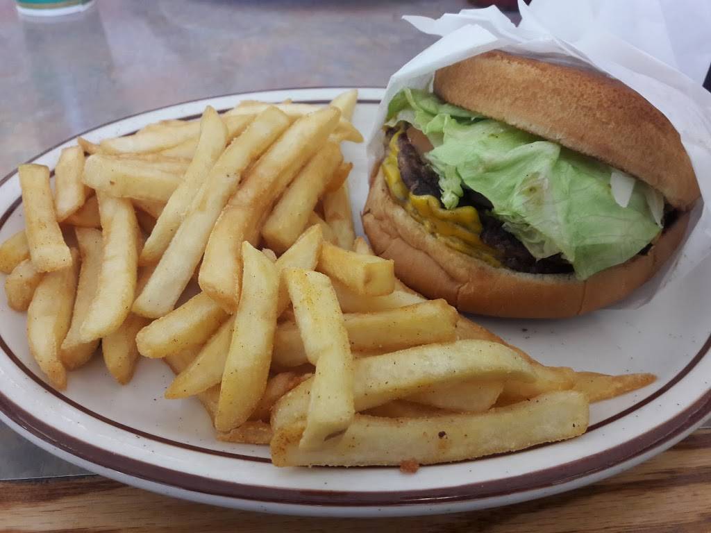 Toms Burgers 26 | restaurant | 1805 W Ave J, Lancaster, CA 93534, USA | 6617295777 OR +1 661-729-5777