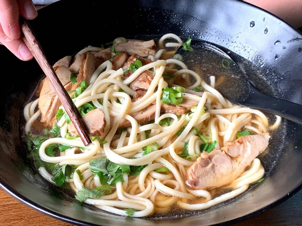 Dumpling & Noodle | restaurant | 11000 NE 10th St #B, Bellevue, WA 98004, USA | 4255592909 OR +1 425-559-2909