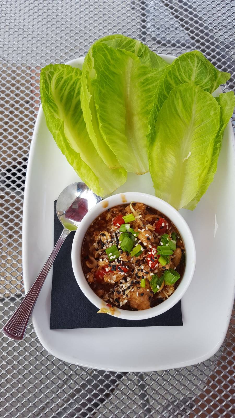 Fast Eddies Kitchen & Bar | restaurant | 7729 W Ridgewood Dr, Parma, OH 44129, USA | 4403404423 OR +1 440-340-4423