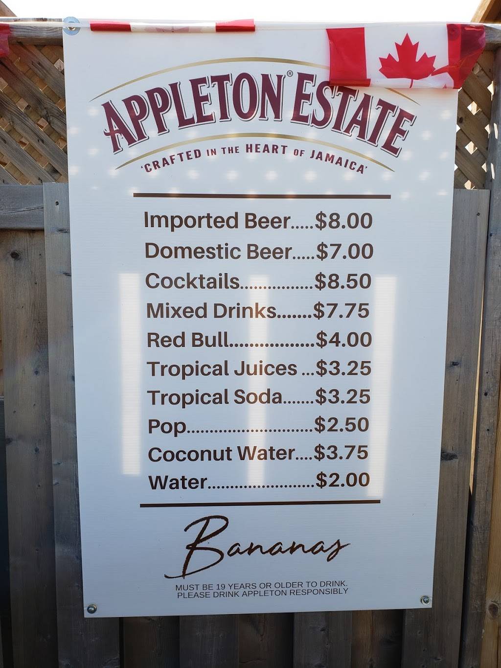 Bananas Beach Grill & Rum Shack | restaurant | 795 Trim Rd, Orléans, ON K4A 3P4, Canada | 6136003072 OR +1 613-600-3072