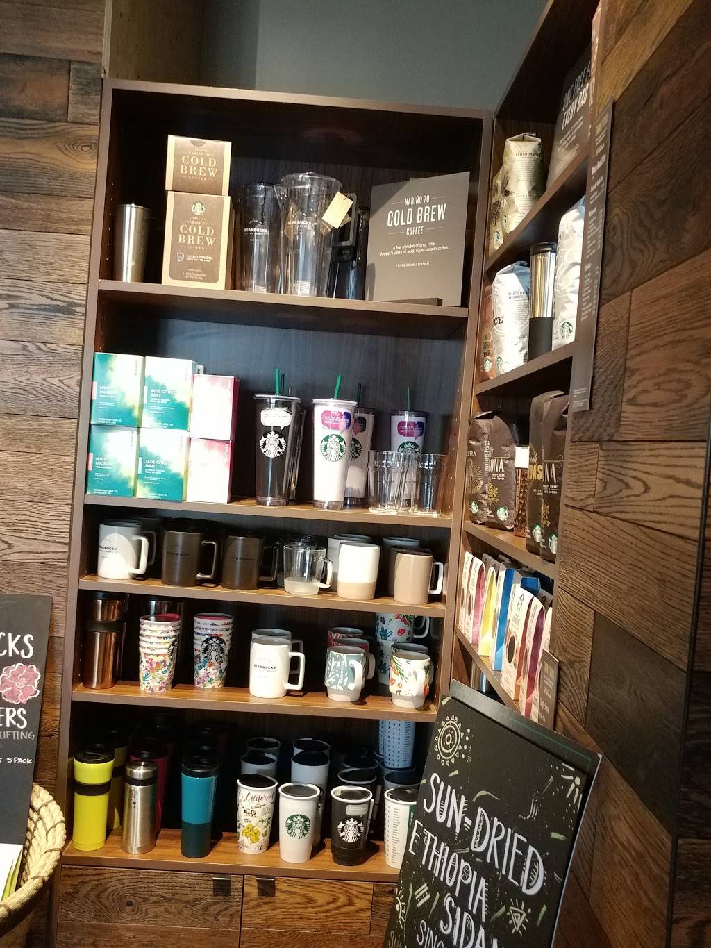 Starbucks | cafe | 15270 Summit Ave #100, Fontana, CA 92336, USA | 9098032571 OR +1 909-803-2571