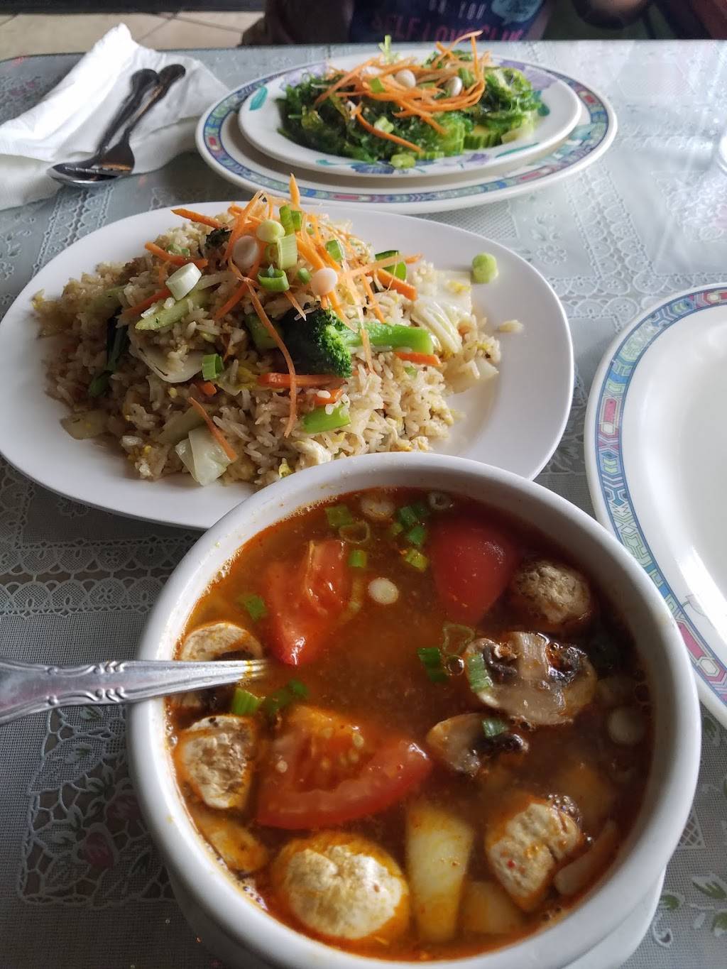 Asian Mix Cafe | restaurant | 3945 N Broadway, Chicago, IL 60613, USA | 7738570989 OR +1 773-857-0989