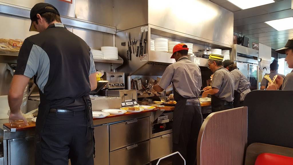 Waffle House | meal takeaway | 4050 Boatways Rd, Fort Myers, FL 33905, USA | 2396930844 OR +1 239-693-0844