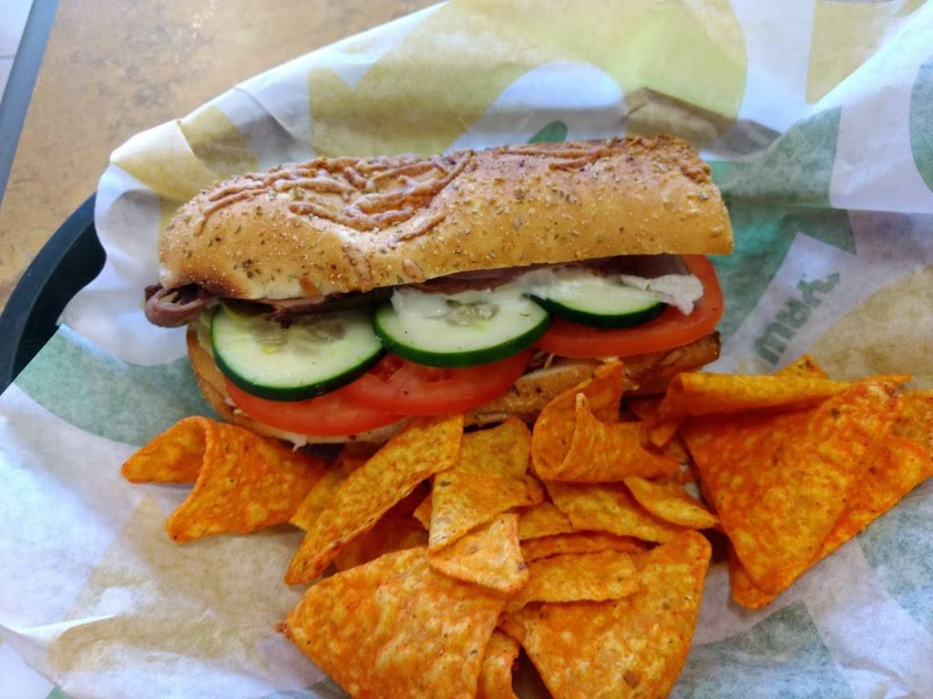 Subway Restaurants | restaurant | 11160 South Lakes Dr Ste D, Reston, VA 20191, USA | 7034766622 OR +1 703-476-6622