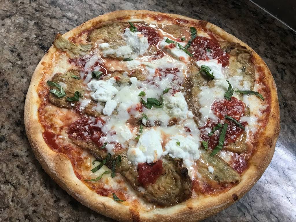 Grandmas NY Pizza & Pasta | restaurant | 911 Duluth Hwy E3, Lawrenceville, GA 30043, USA | 7709955200 OR +1 770-995-5200