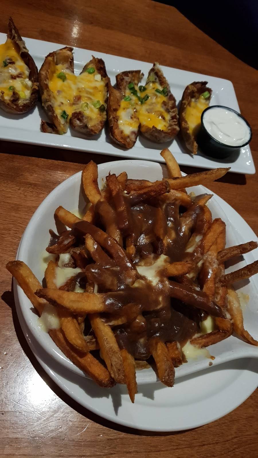 Rockfords Bar & Grill | restaurant | 2124 King Rd, King City, ON L7B 1L1, Canada | 9058330400 OR +1 905-833-0400