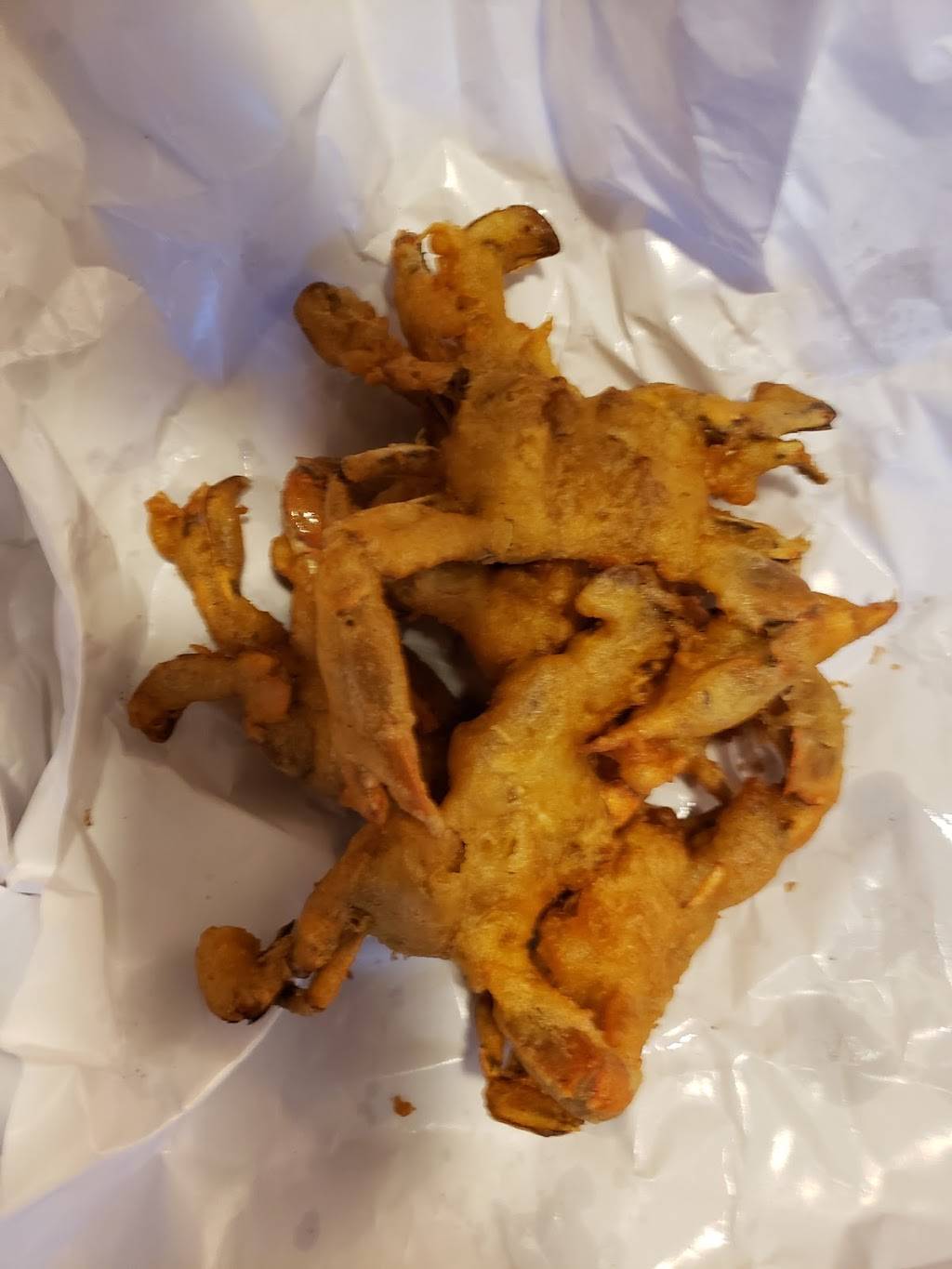 Eddies Chesapeake Bay Crabhouse & More | restaurant | 2592 Campostella Rd, Chesapeake, VA 23324, USA | 7575437009 OR +1 757-543-7009